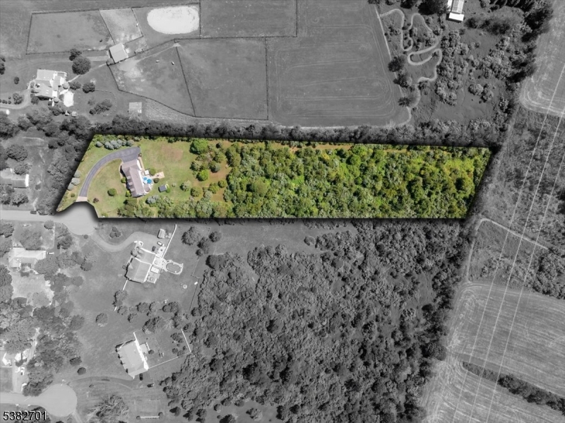 15 Alaco Ln