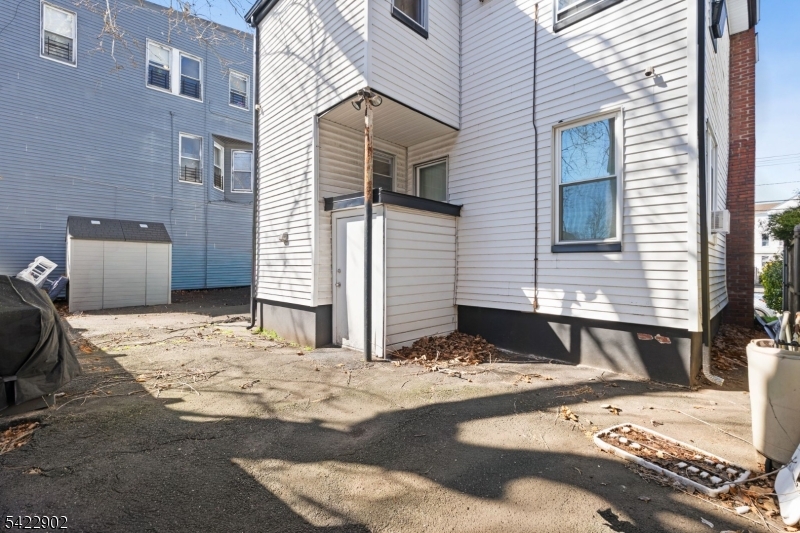 726 14Th Ave