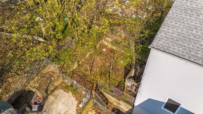 67 Cliff St