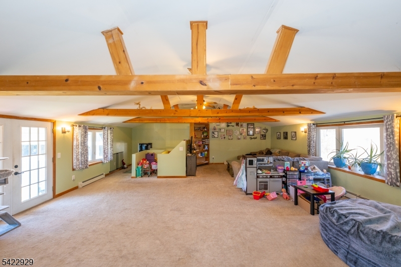 74 Scenic Dr