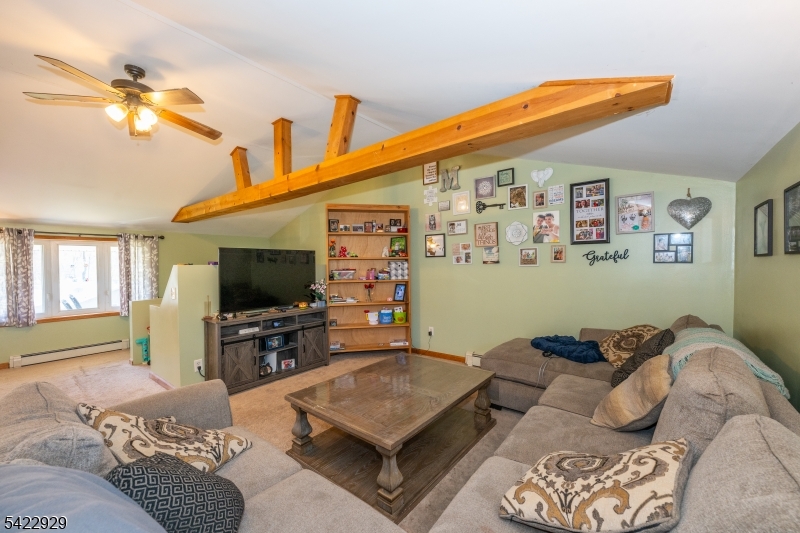 74 Scenic Dr