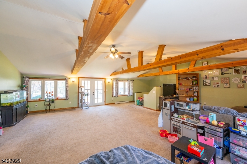 74 Scenic Dr