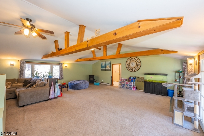 74 Scenic Dr