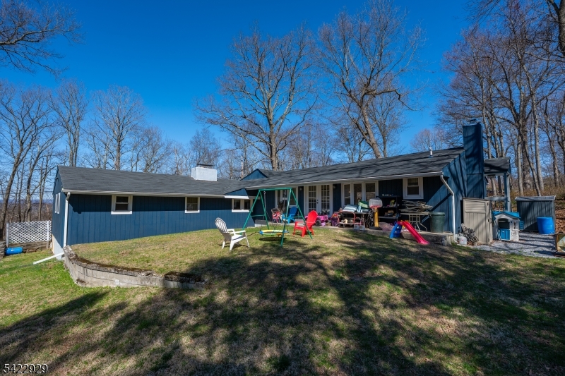 74 Scenic Dr