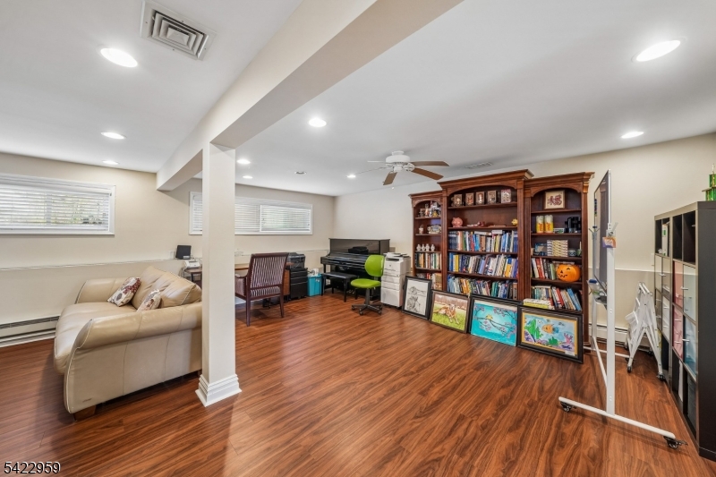 47 Crossbrook Rd