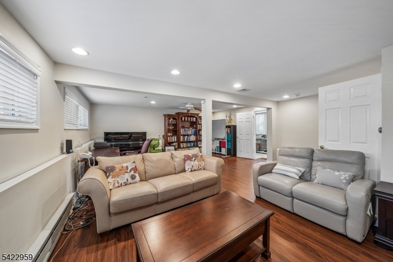 47 Crossbrook Rd