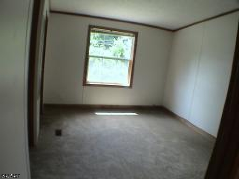 18 Pursel St