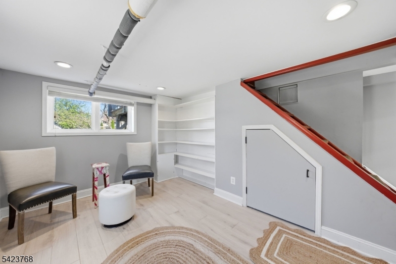 63 FRANKLIN ROAD