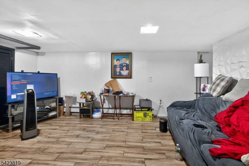 752 Highland Ave