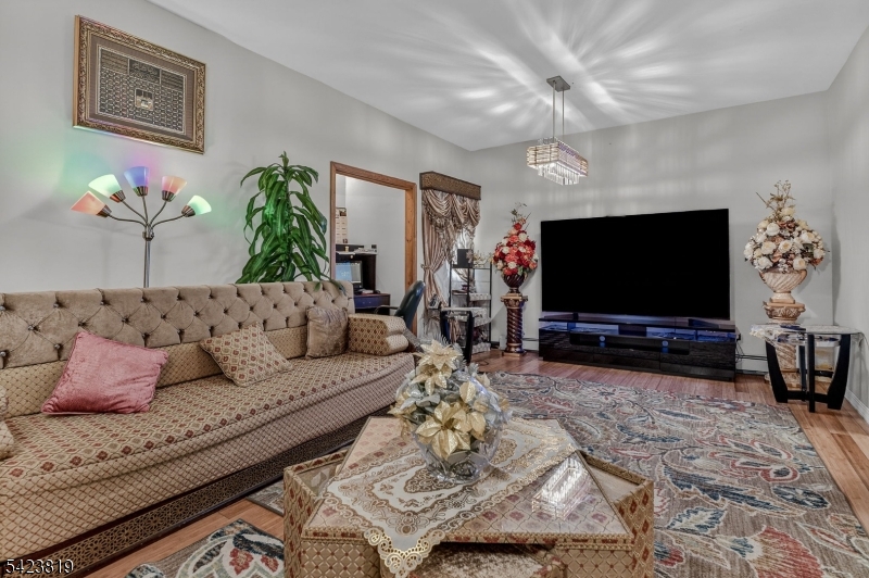 752 Highland Ave