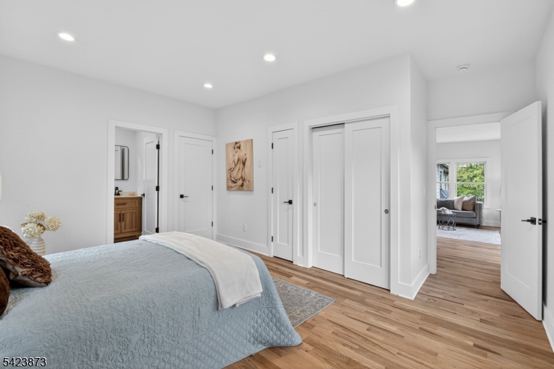 287 Orange Rd