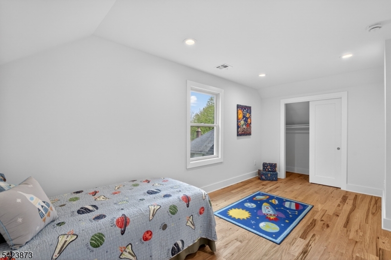 287 Orange Rd