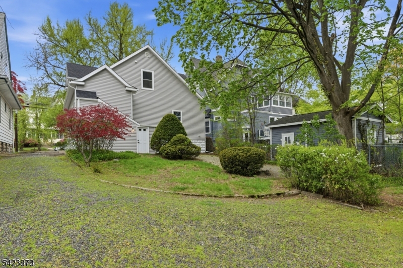 287 Orange Rd