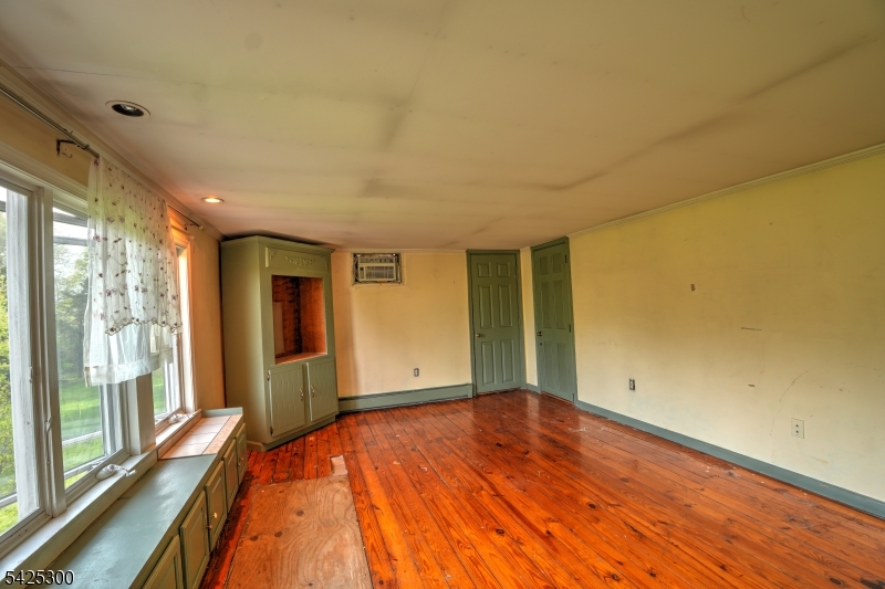 200 Mountain Rd