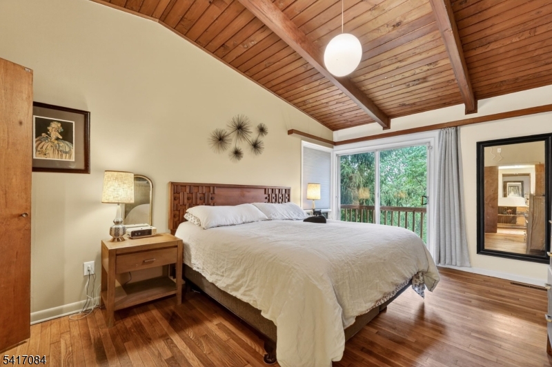 39 Skyline Dr