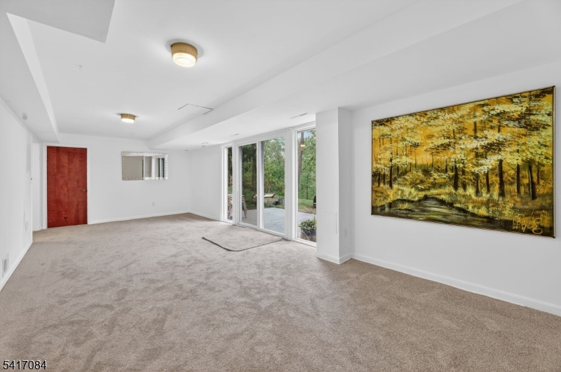 39 Skyline Dr