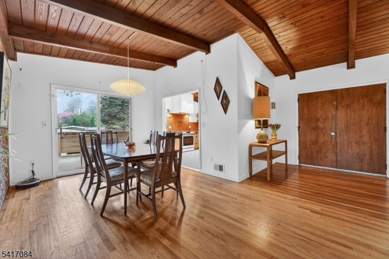 39 Skyline Dr