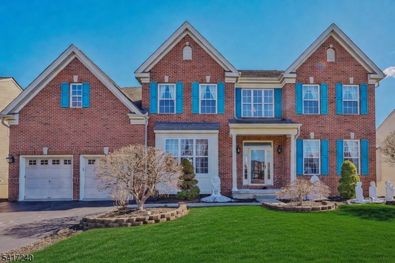 4 ELM DR