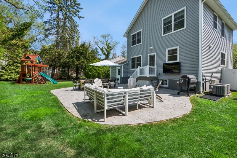 41 Milton Ave