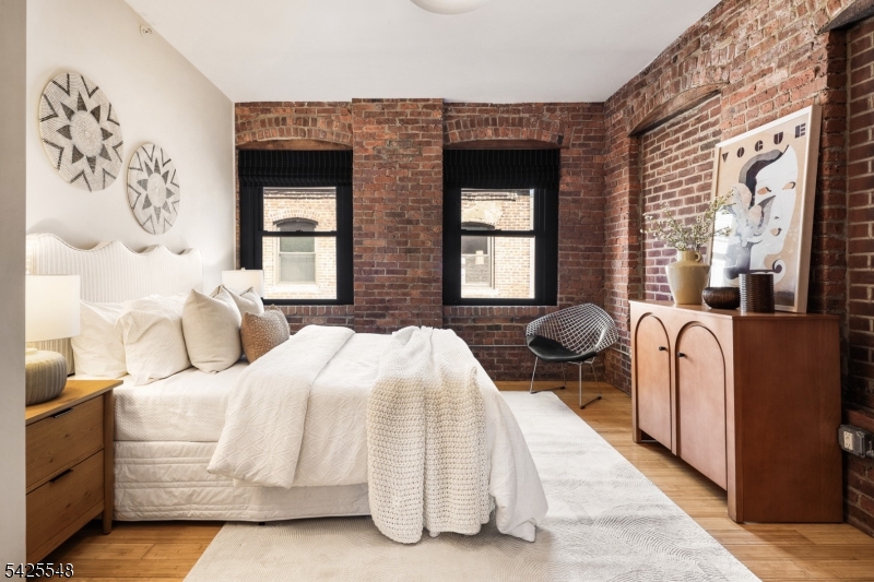 61 NJ Railroad Avenue #40