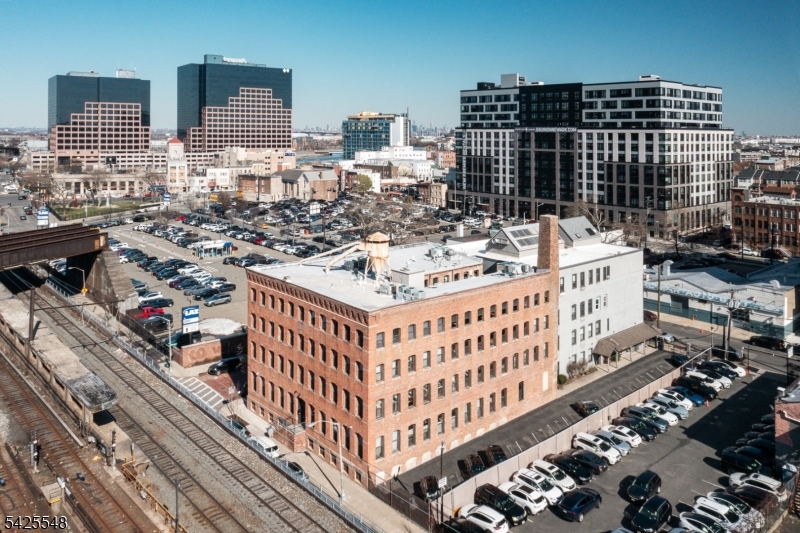 61 NJ Railroad Avenue #40