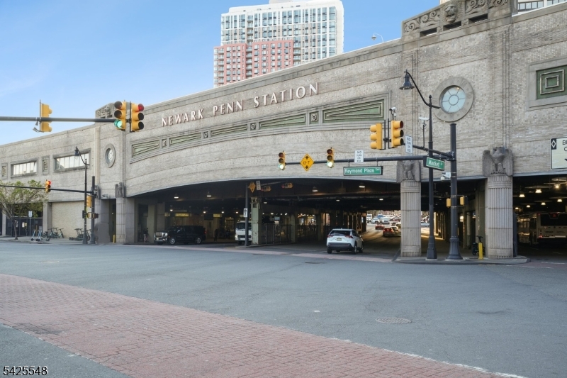 61 NJ Railroad Avenue #40