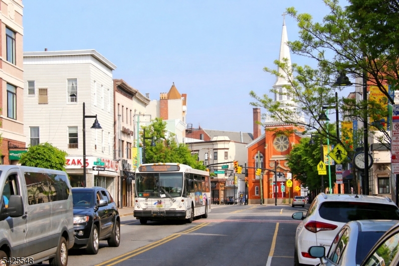 61 NJ Railroad Avenue #40