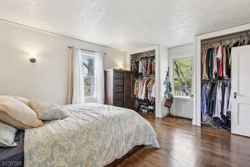 16 Jones Pl