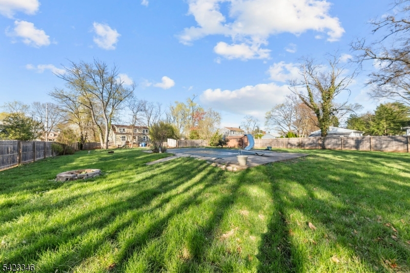 1774 Amwell Rd