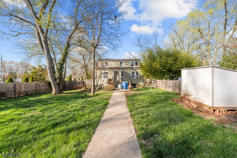 1774 Amwell Rd
