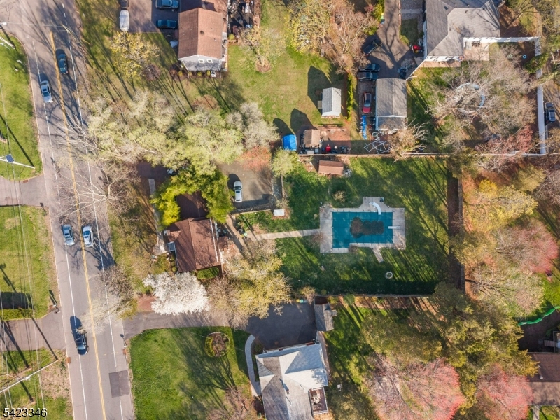 1774 Amwell Rd