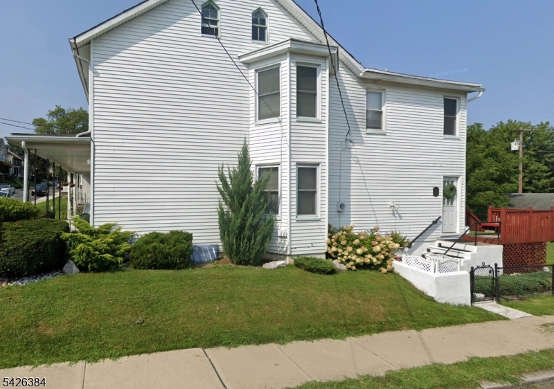 105 Bullman St