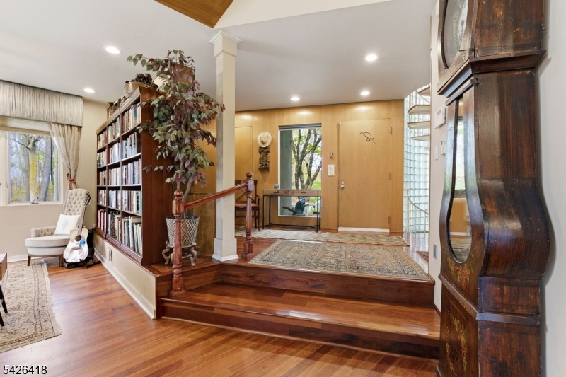 72 Washington Valley Rd