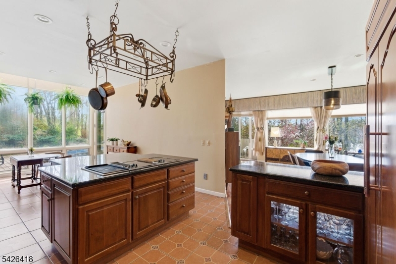 72 Washington Valley Rd