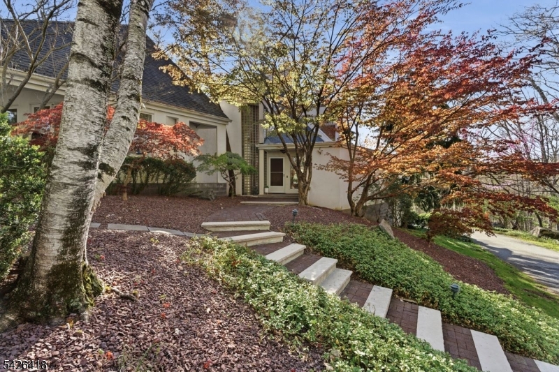 72 Washington Valley Rd