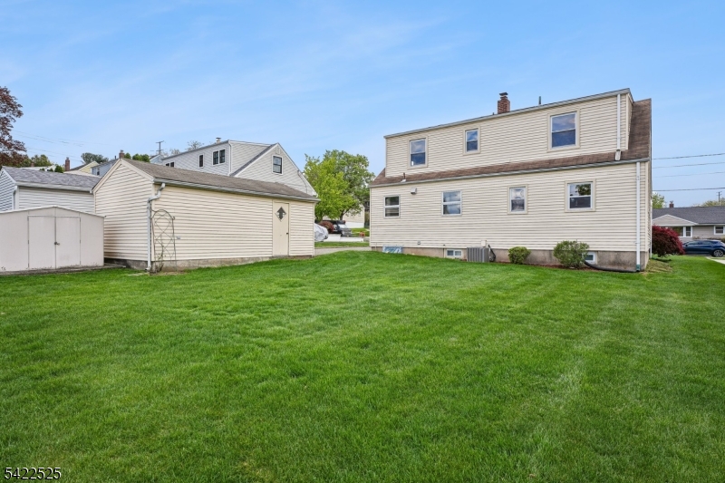 12 Holly St