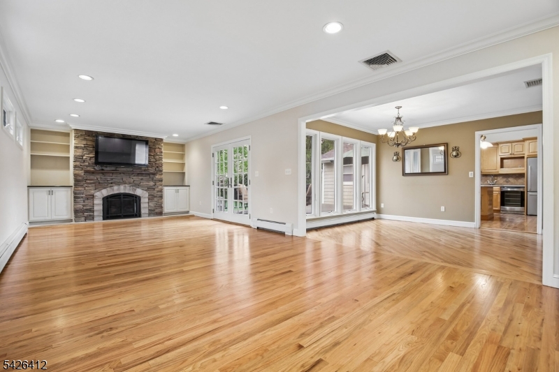 312 Lenox Ave