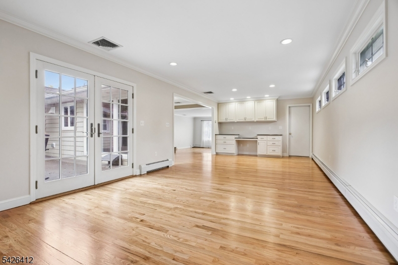 312 Lenox Ave
