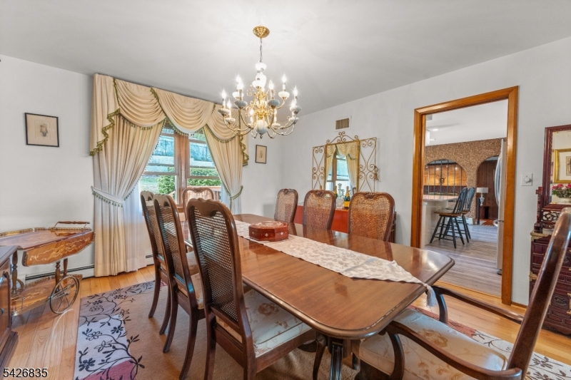 72 Pilgrim Dr
