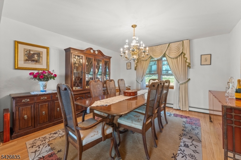72 Pilgrim Dr