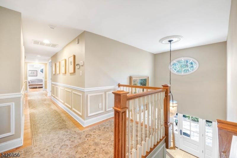 8 White Pine Rd