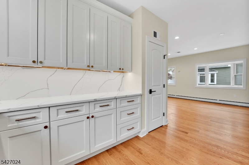 182 East 25th Street