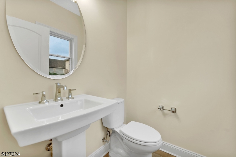 182 East 25th Street