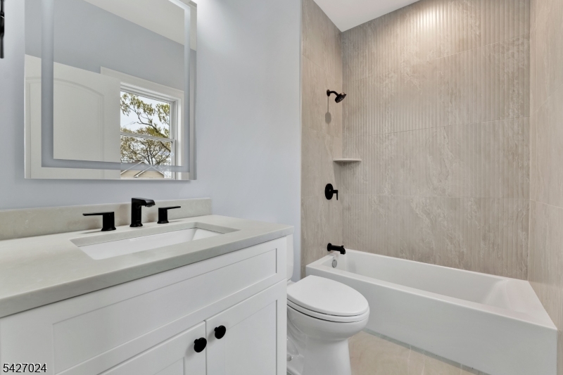 182 East 25th Street