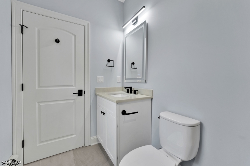 182 East 25th Street