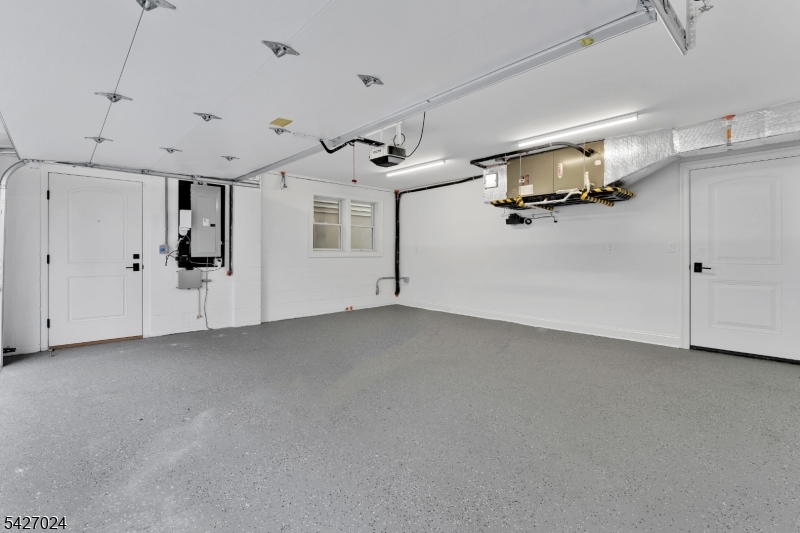182 East 25th Street