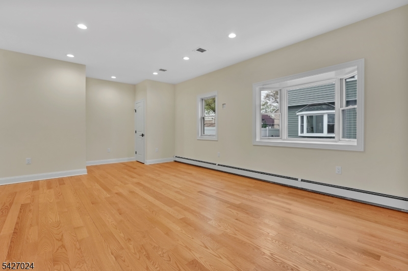 182 East 25th Street