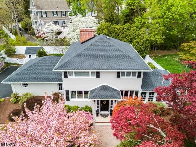 14 Childsworth Ave