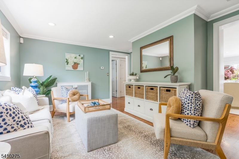 14 Childsworth Ave