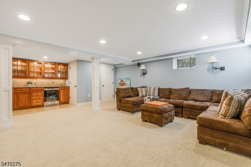 14 Childsworth Ave